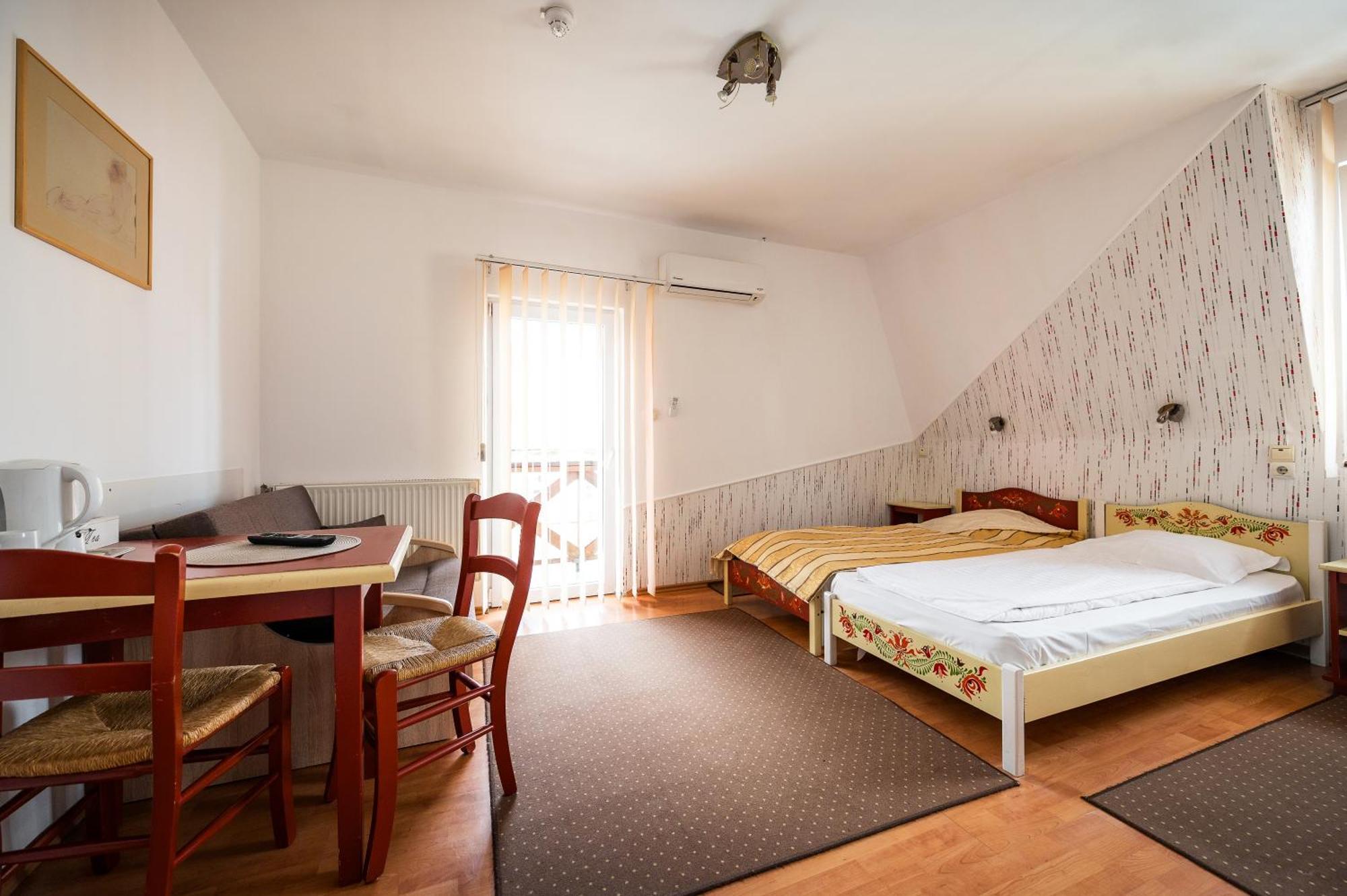 Hotel Sugas Sfântu-Gheorghe Eksteriør bilde