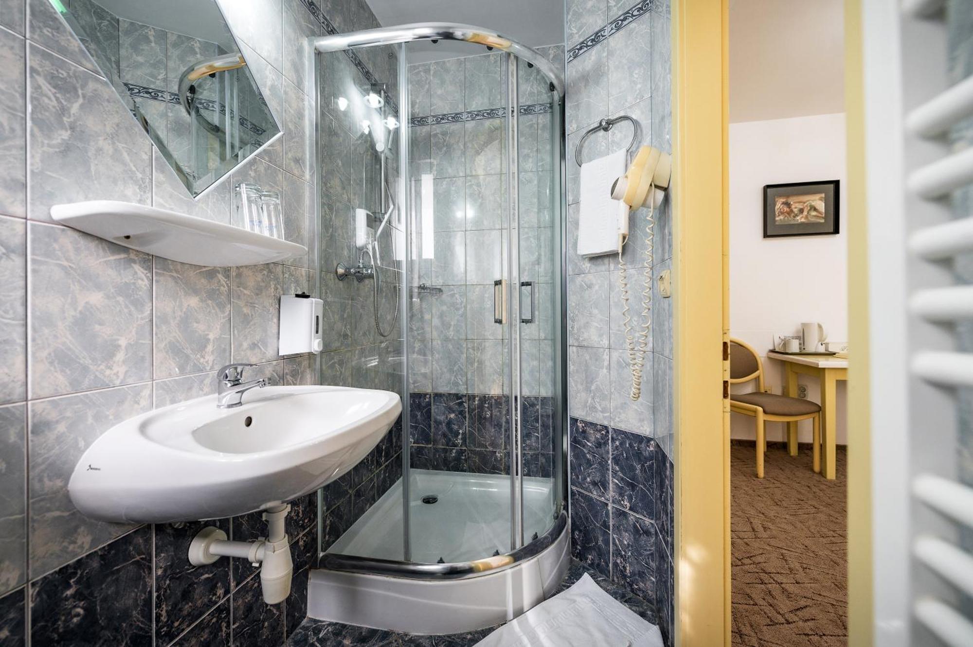Hotel Sugas Sfântu-Gheorghe Eksteriør bilde
