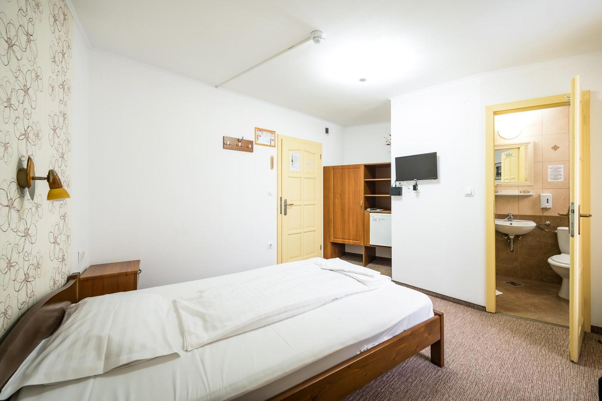 Hotel Sugas Sfântu-Gheorghe Eksteriør bilde